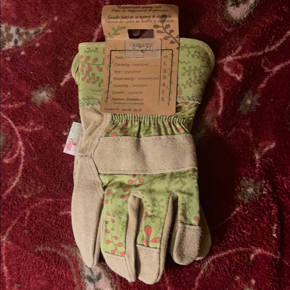 Gloves for planting